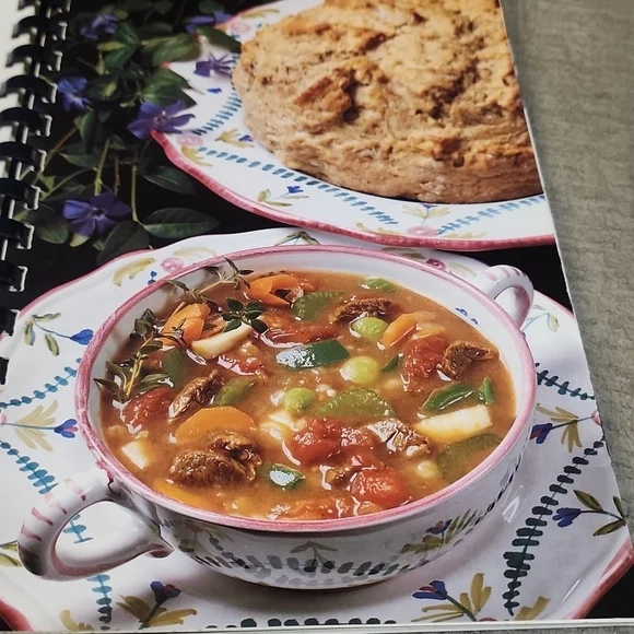 LIGHT AND EASY FOR TWO COOKBOOK 1991 - Picture 8 of 8